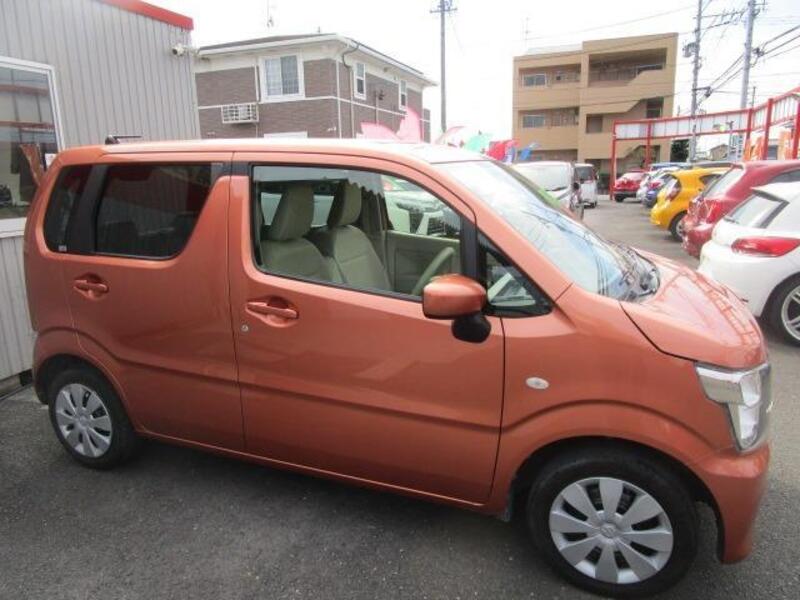 WAGON R