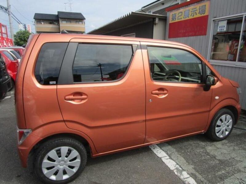 WAGON R