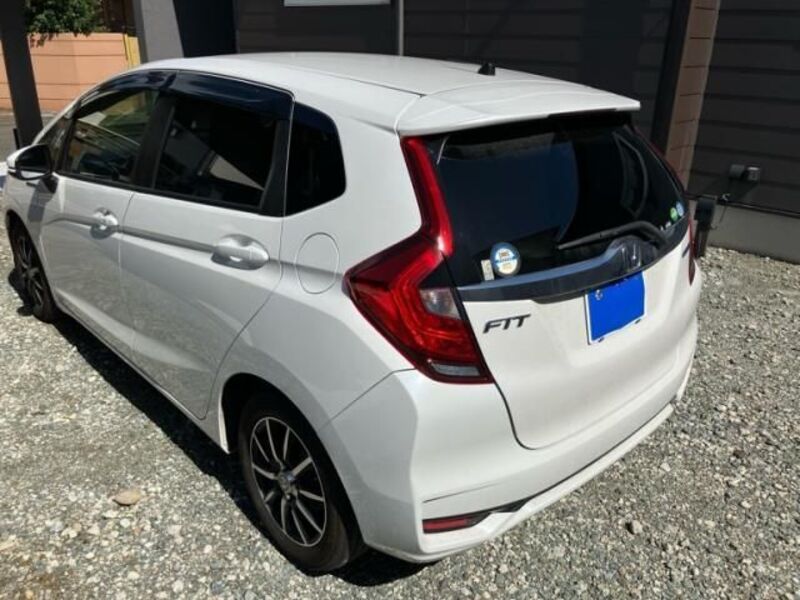 FIT HYBRID