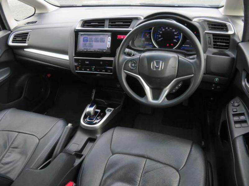 FIT HYBRID