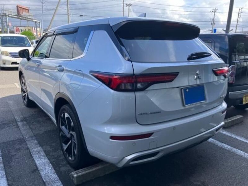OUTLANDER PHEV