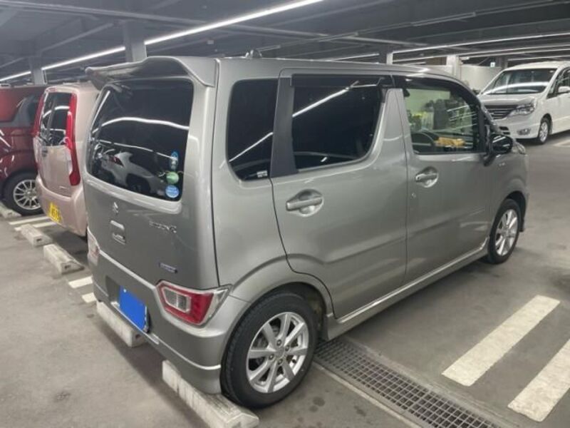 WAGON R