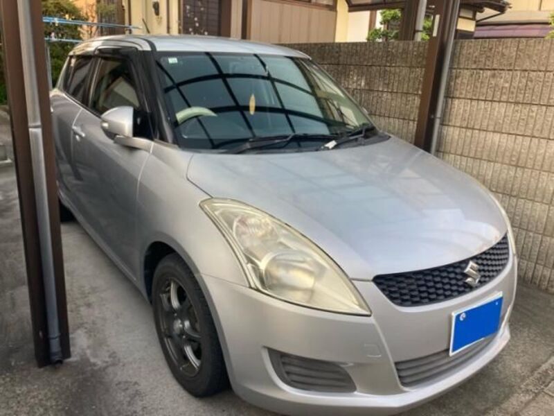 SUZUKI SWIFT