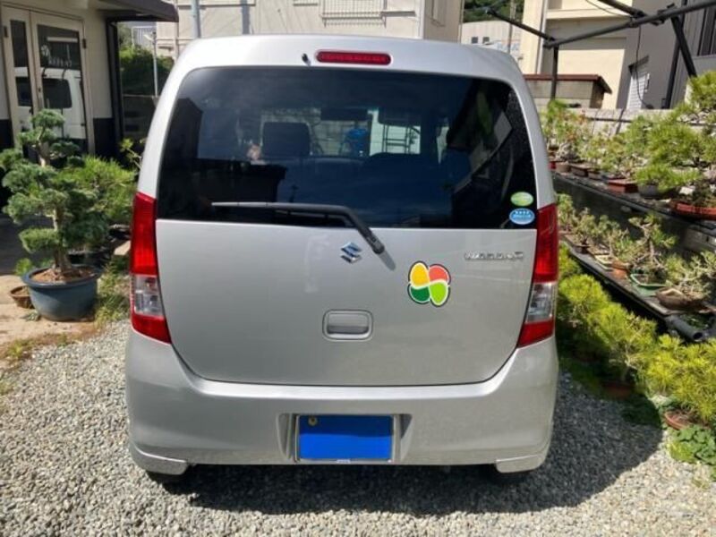WAGON R