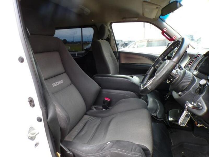 HIACE WAGON