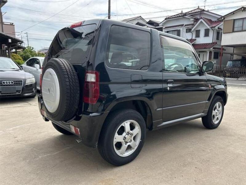 PAJERO MINI