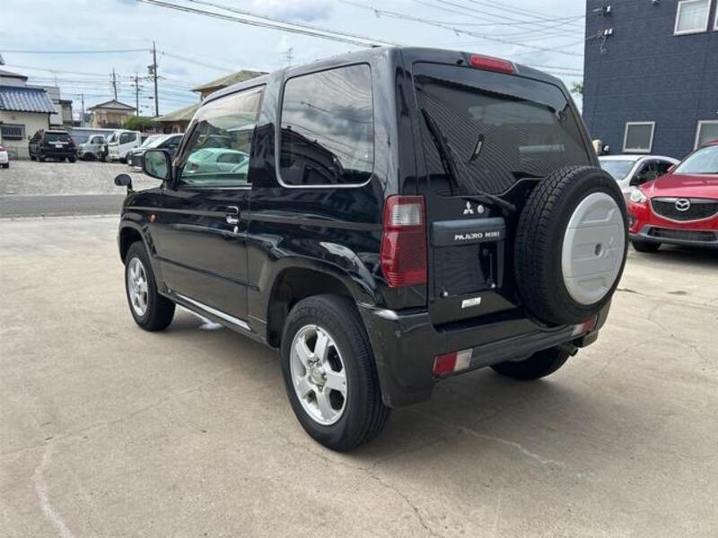 PAJERO MINI