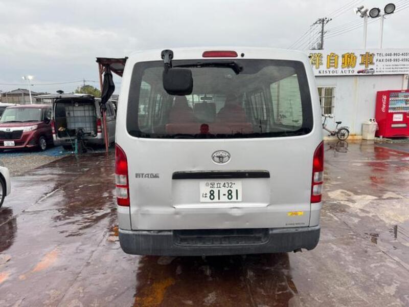 HIACE VAN