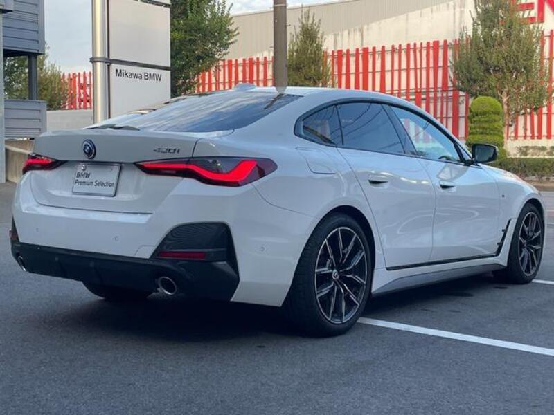 4 SERIES