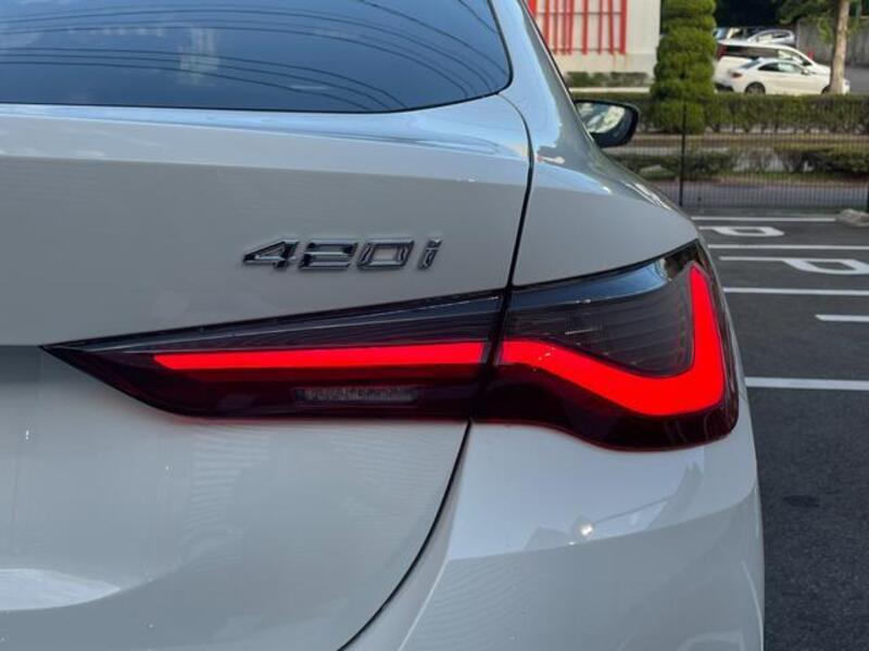 4 SERIES