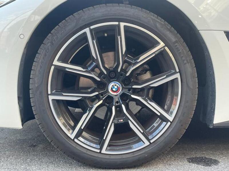 4 SERIES