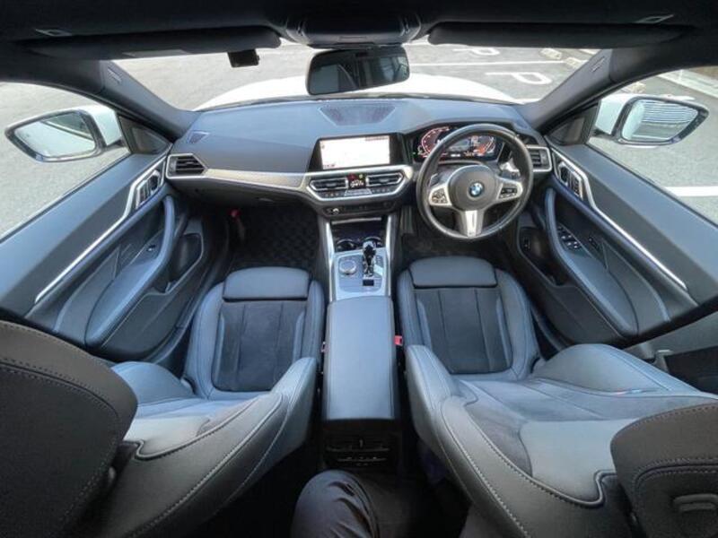 4 SERIES