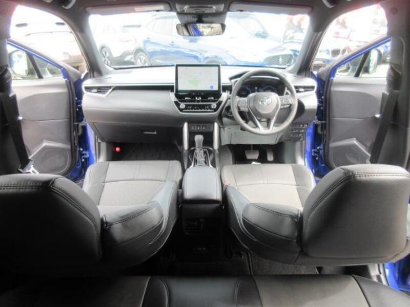 COROLLA CROSS