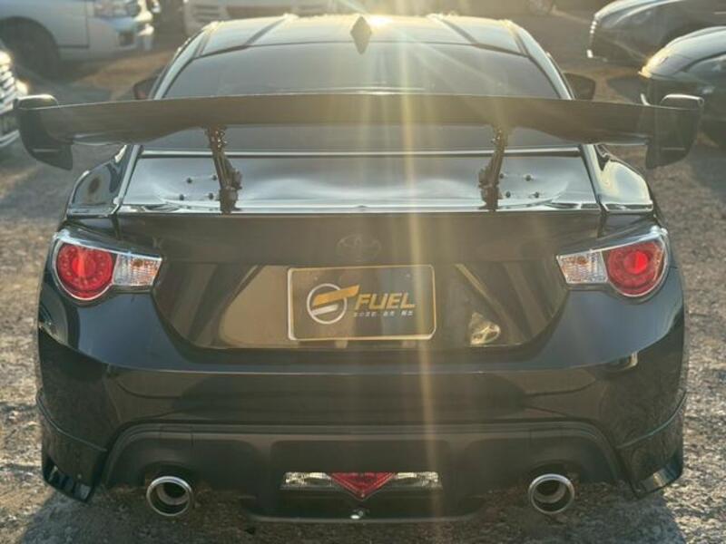 86