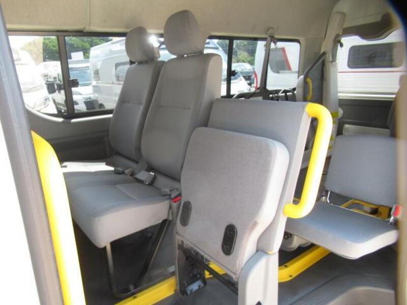 HIACE VAN