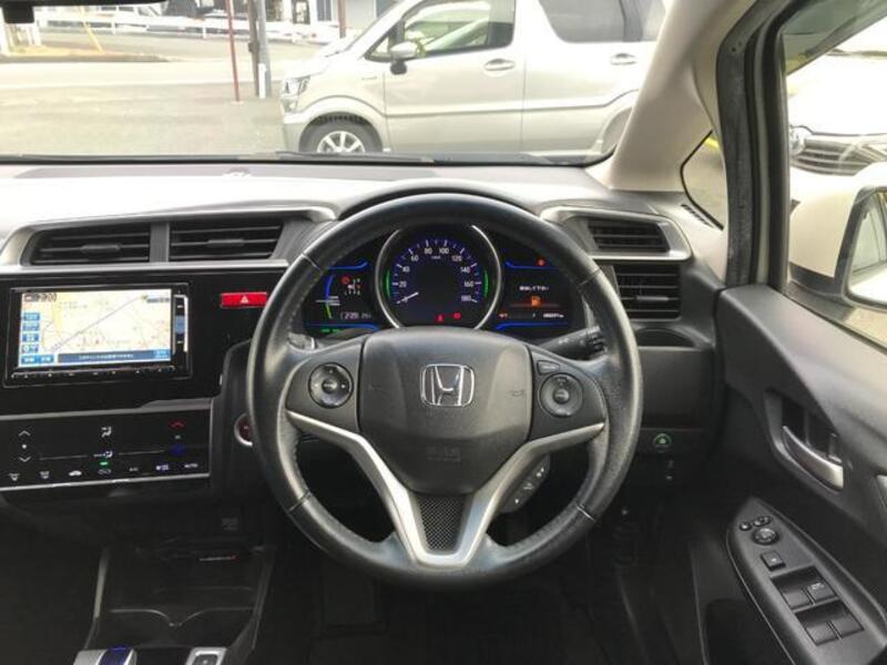 FIT HYBRID