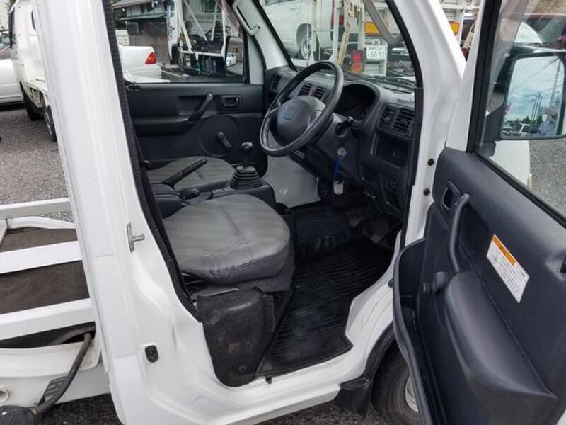 CARRY TRUCK