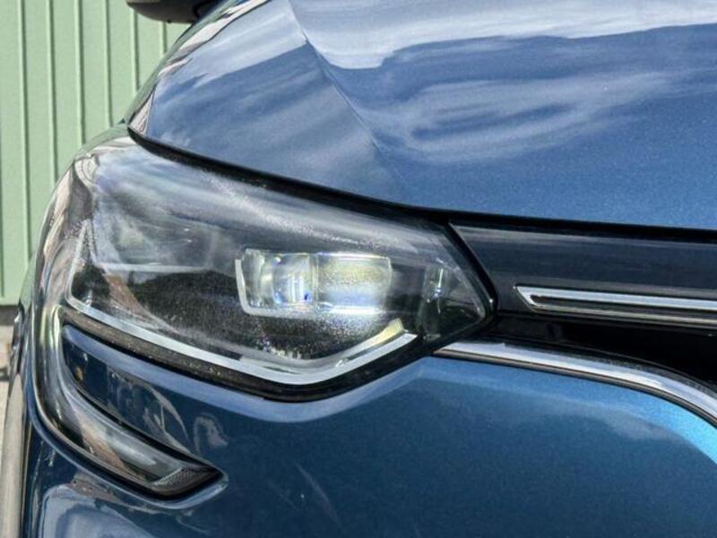 MEGANE