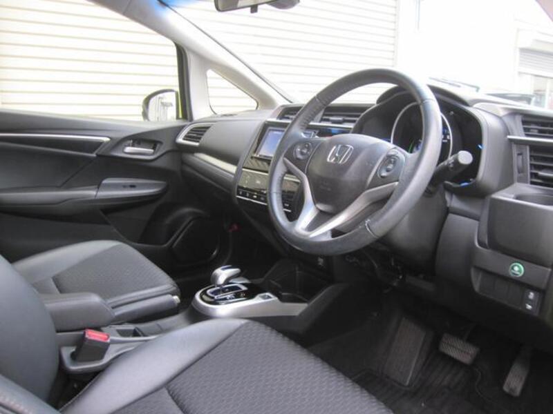 FIT HYBRID