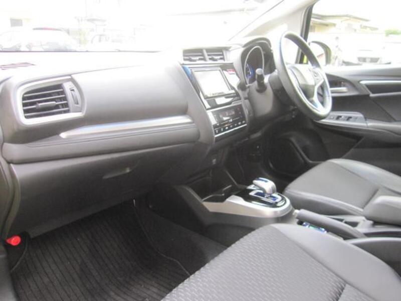 FIT HYBRID