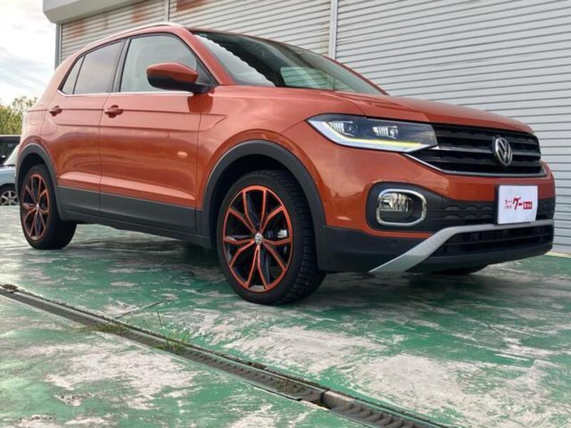 VOLKSWAGEN T CROSS
