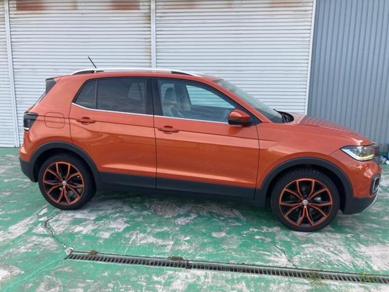 T CROSS