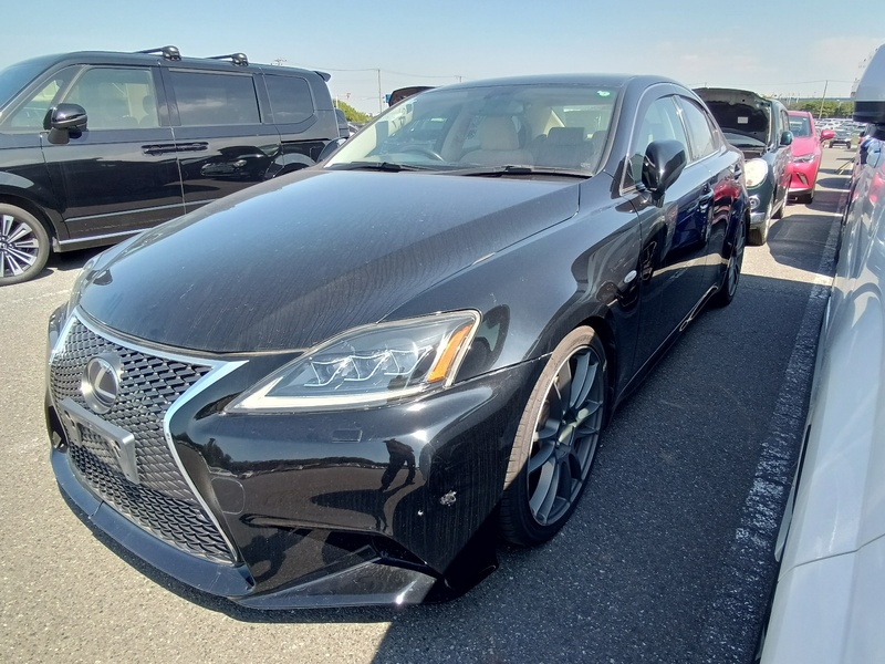 LEXUS IS