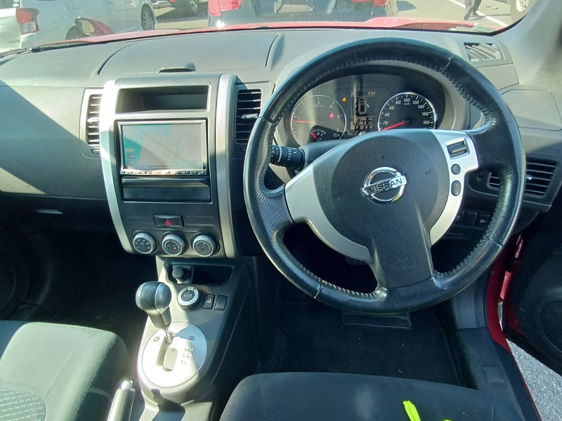 X-TRAIL