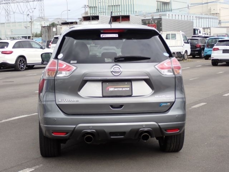X-TRAIL