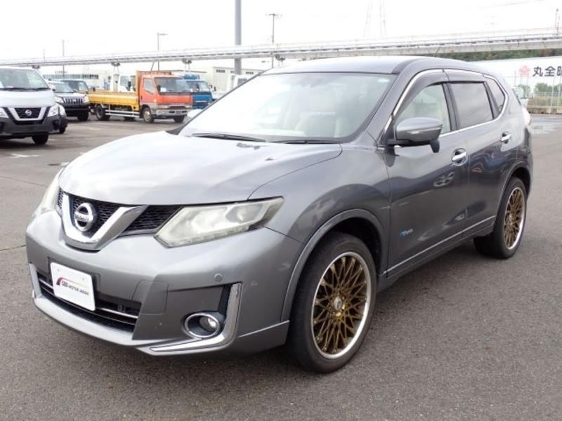 NISSAN X-TRAIL