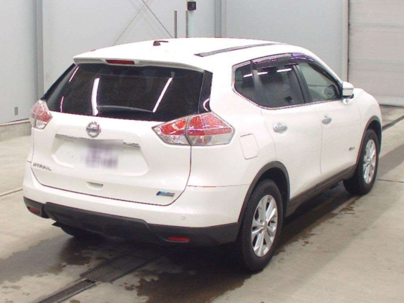 X-TRAIL
