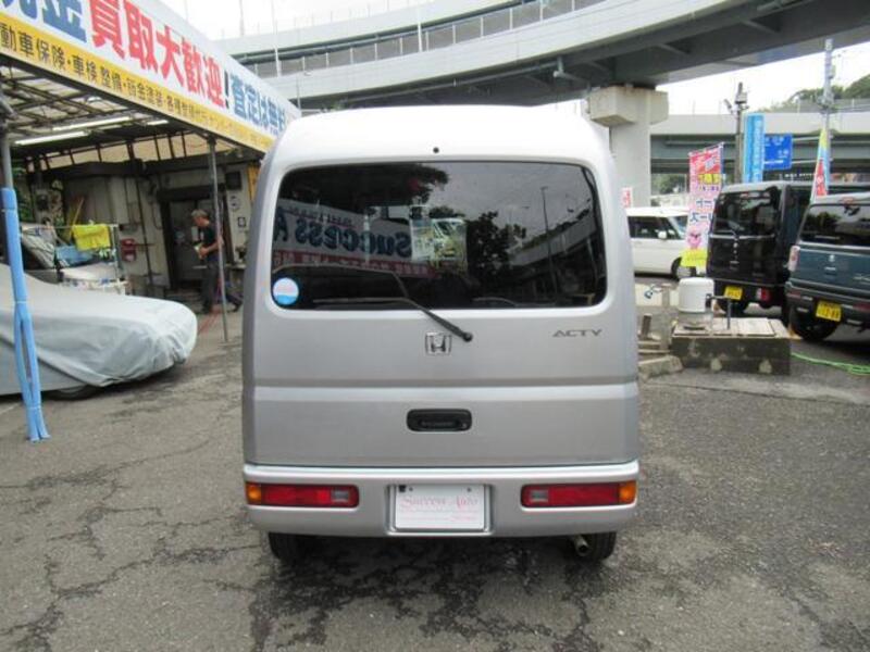 ACTY VAN