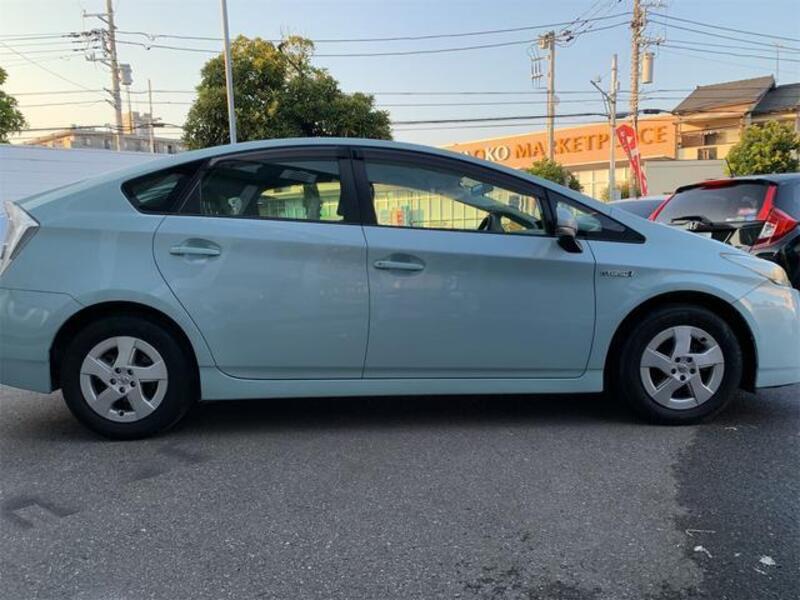 PRIUS