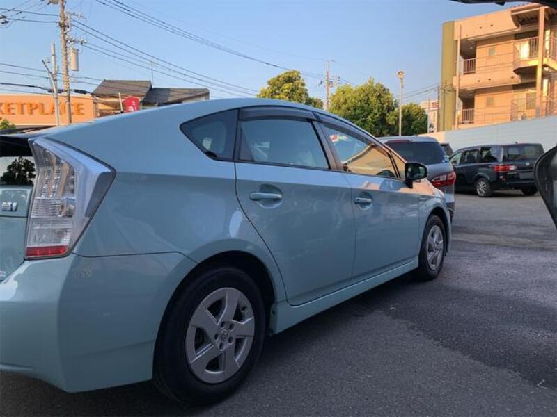 PRIUS