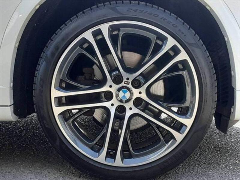X4