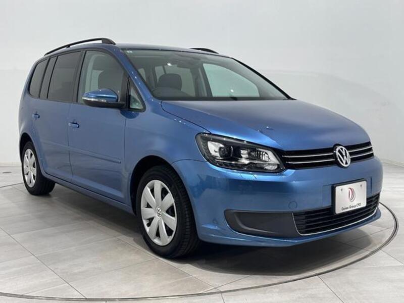 VOLKSWAGEN GOLF TOURAN