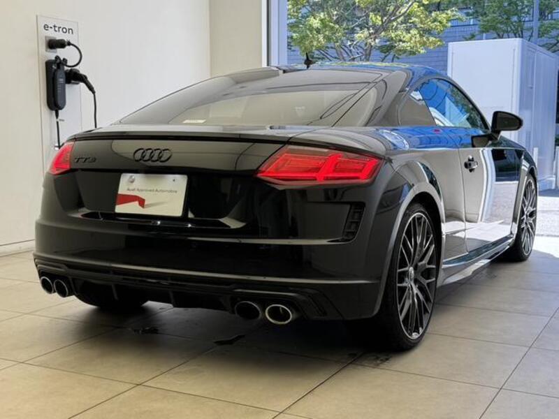 TTS COUPE
