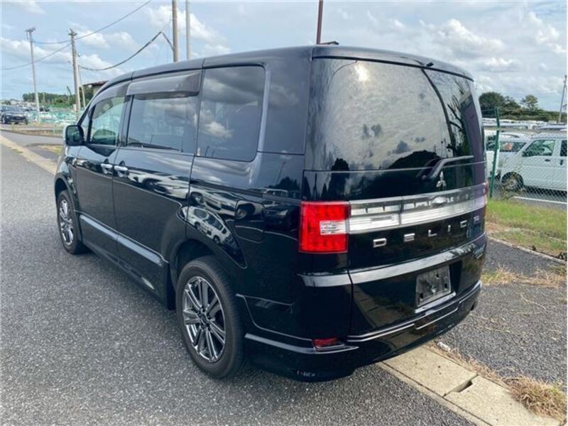 DELICA D5