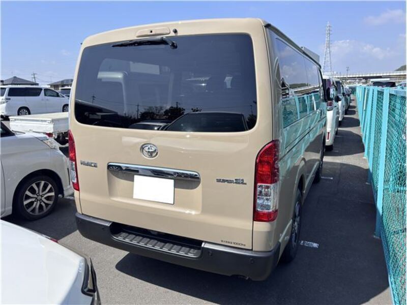 HIACE