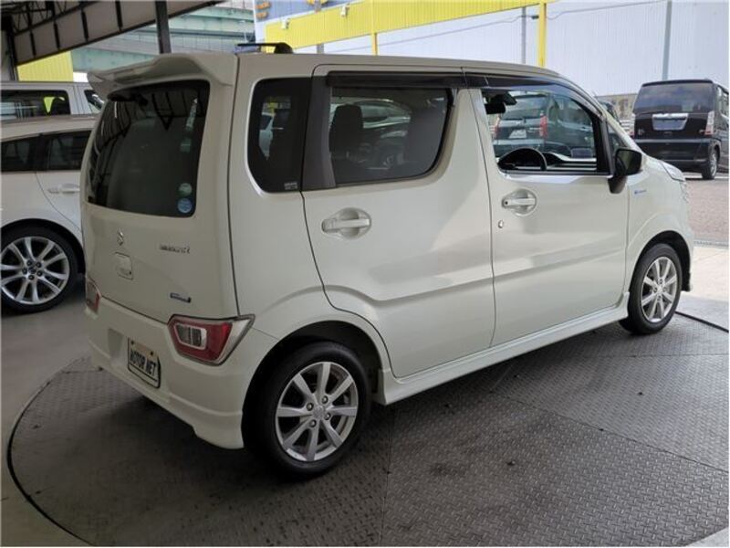 WAGON R