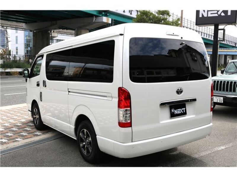 HIACE