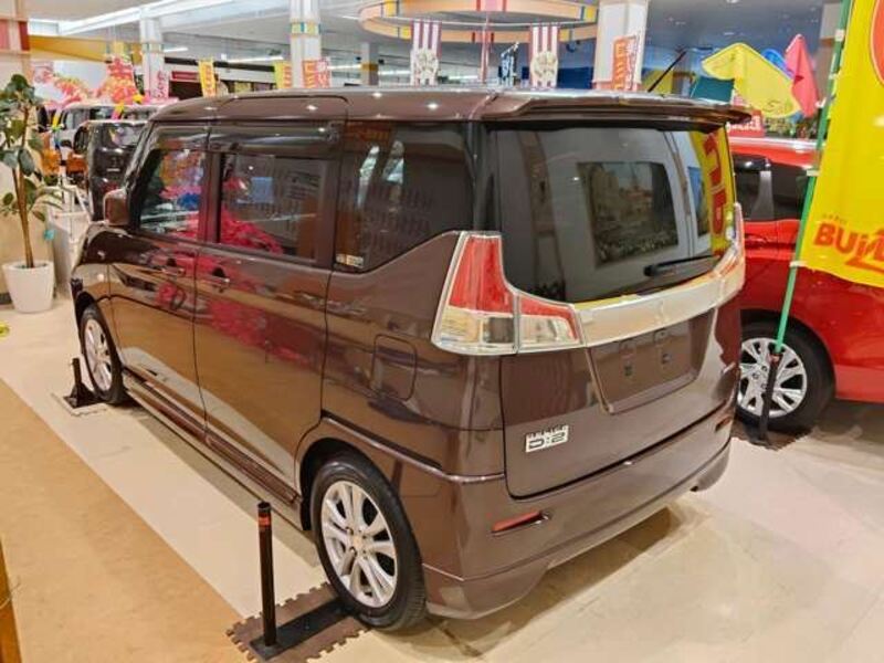 DELICA D2