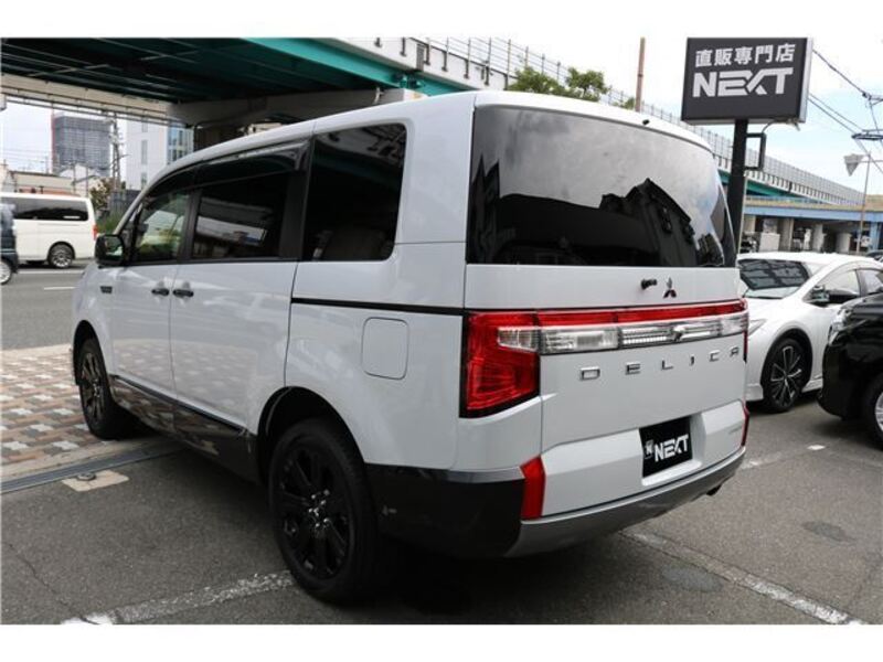 DELICA D5