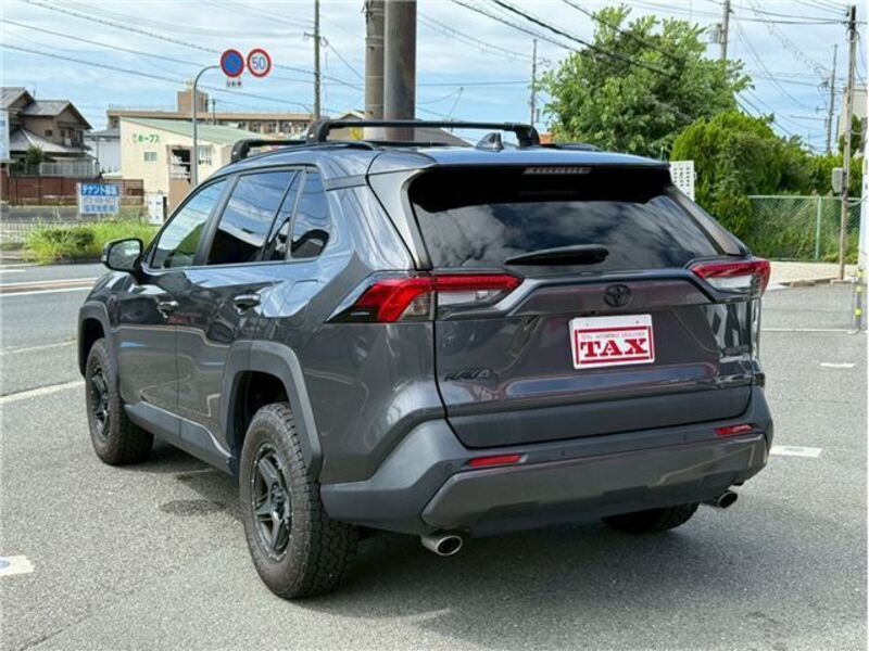 RAV4