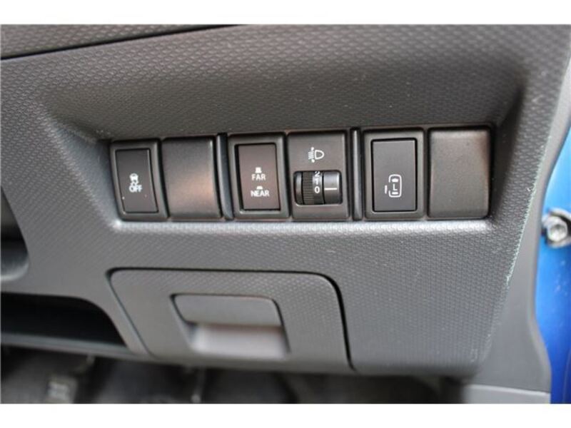 DELICA D2