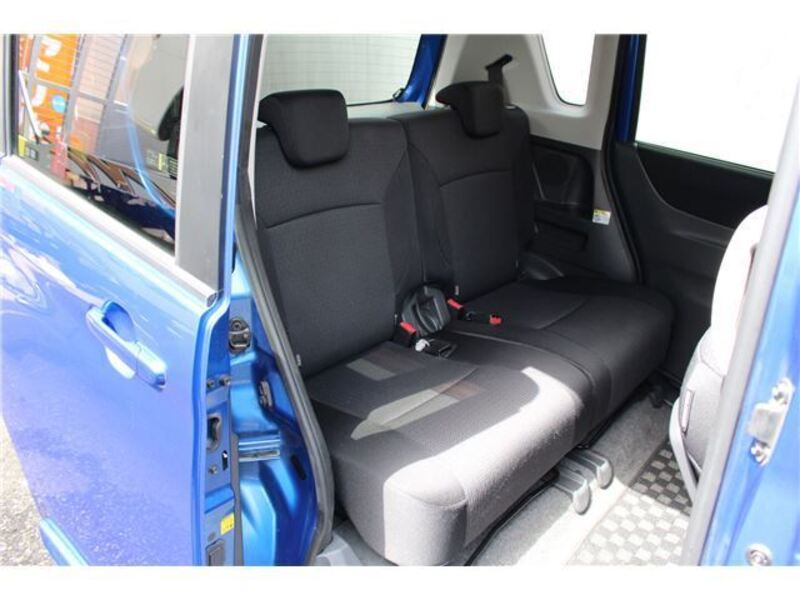 DELICA D2