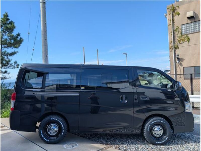 CARAVAN VAN