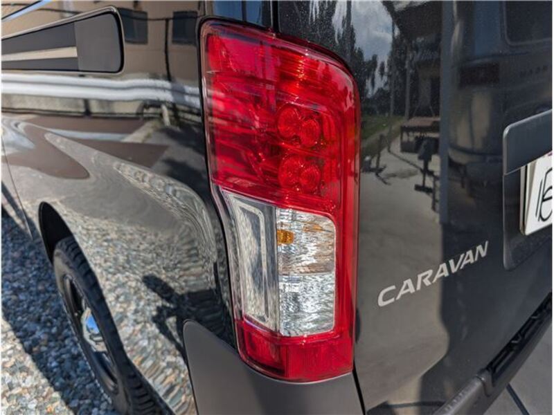 CARAVAN VAN