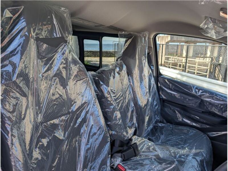 CARAVAN VAN