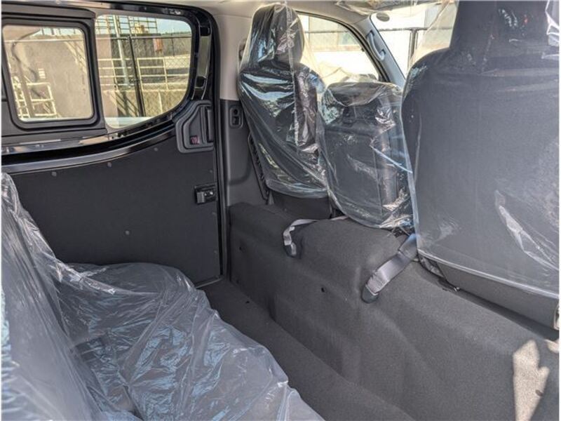 CARAVAN VAN